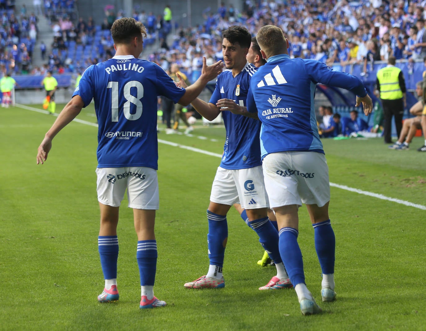 Las imágenes que deja el partido entre el Real Oviedo y el Cartagena