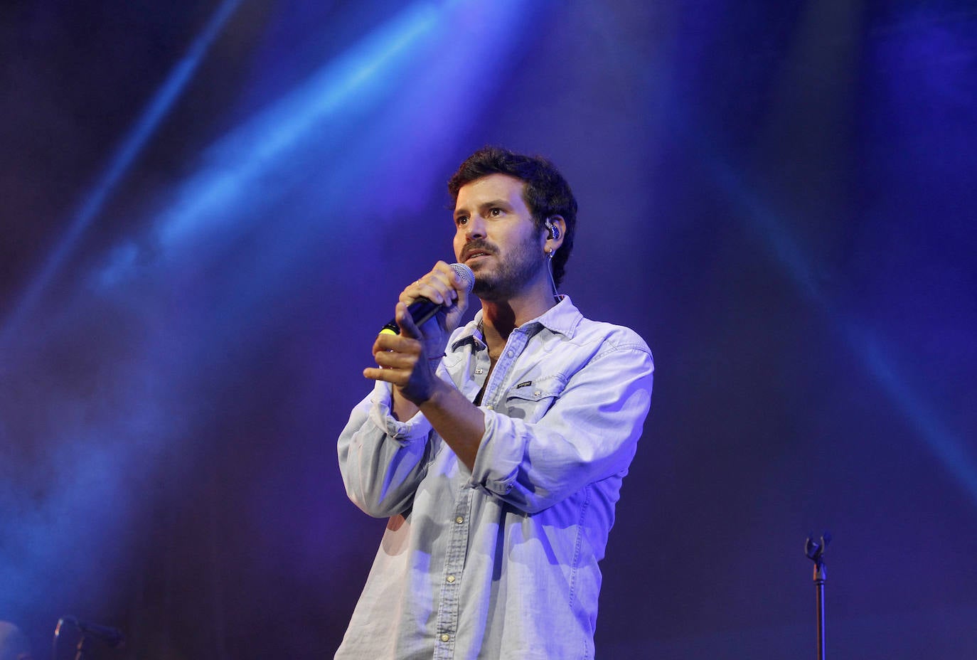 Taburete anima el recinto de La Ería