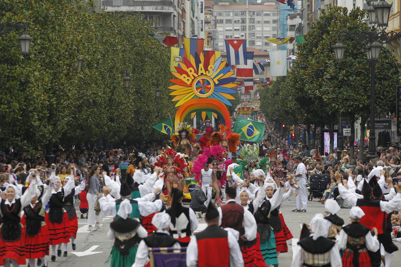 El Día de América en Asturias, en imágenes