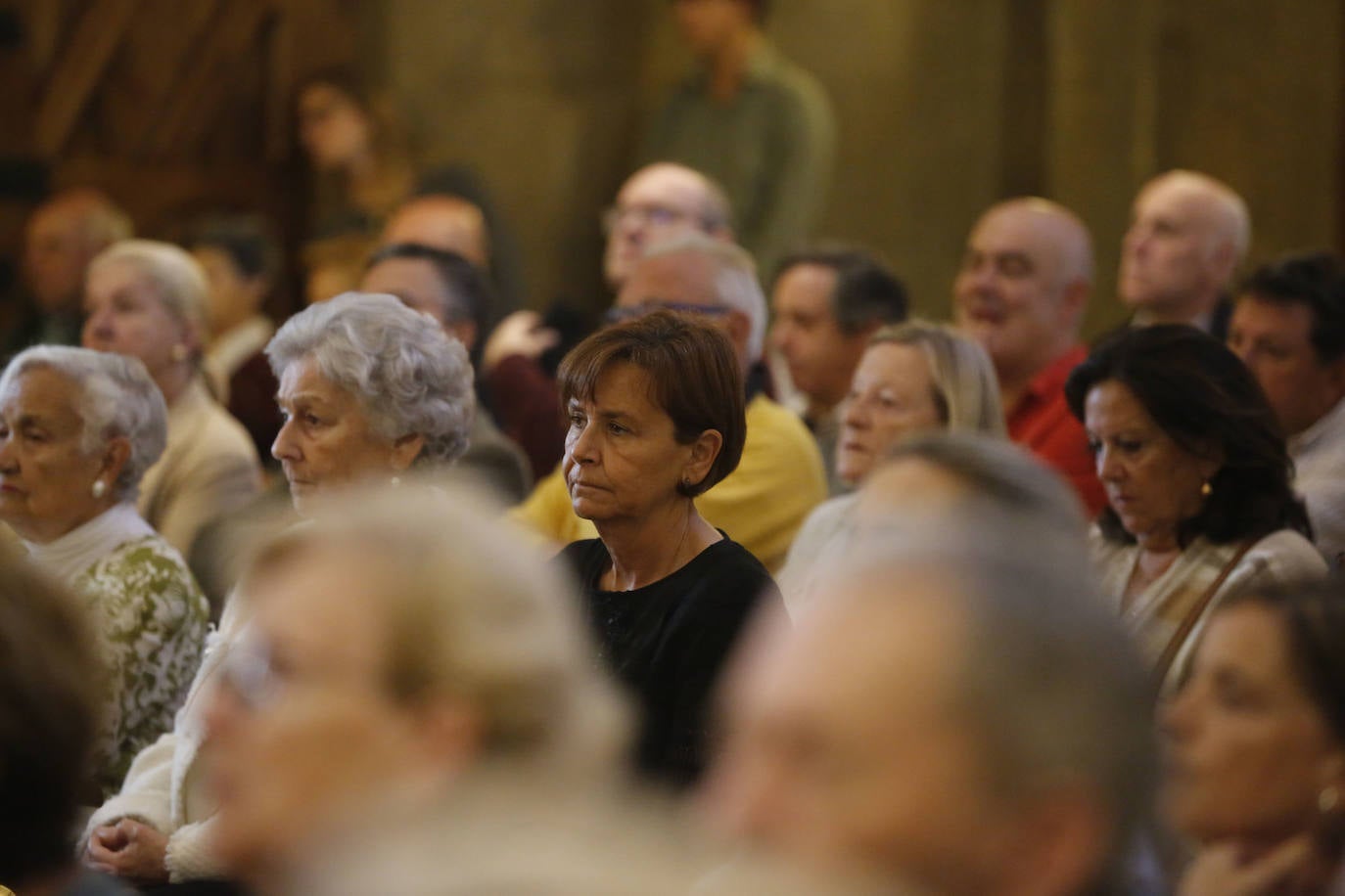 Multitudinaria despedida a Luis Torres, presidente de la Cocina Económica