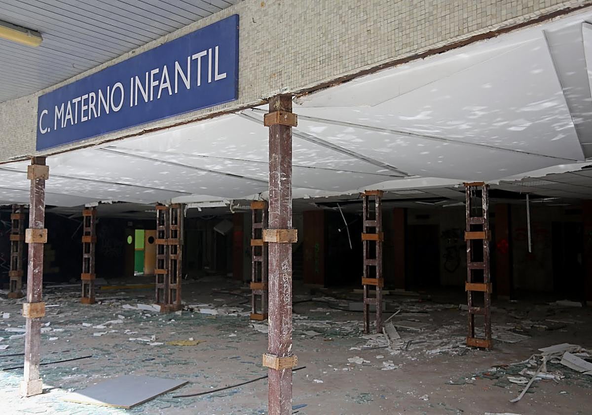 Los accesos a Maternidad, donde tan sólo quedan las vigas.
