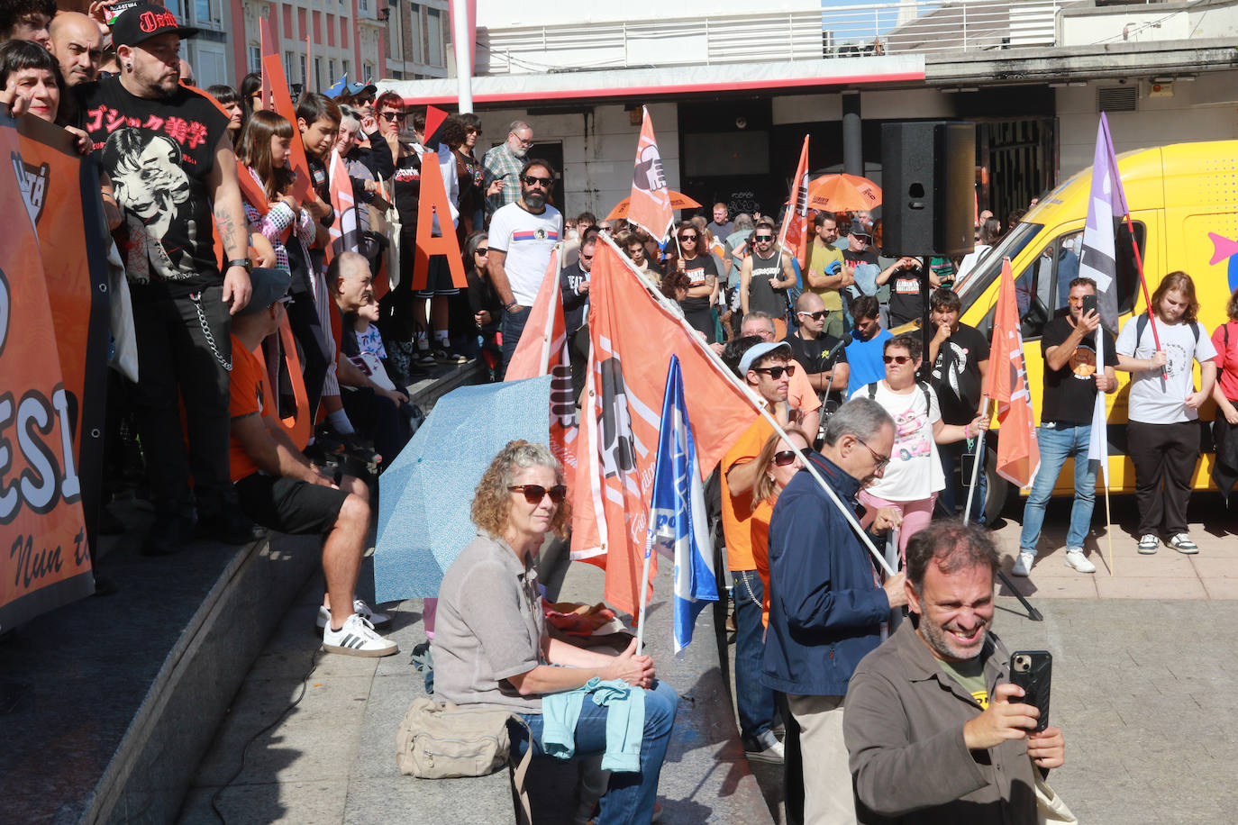 Marcha de apoyo del sindicalismo en Gijón a &#039;Los seis de la Suiza&#039;