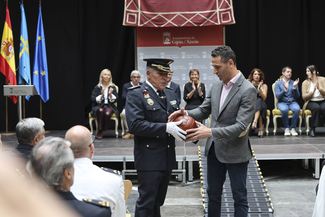 La celebración de la Policía Local de Gijón, en imágenes