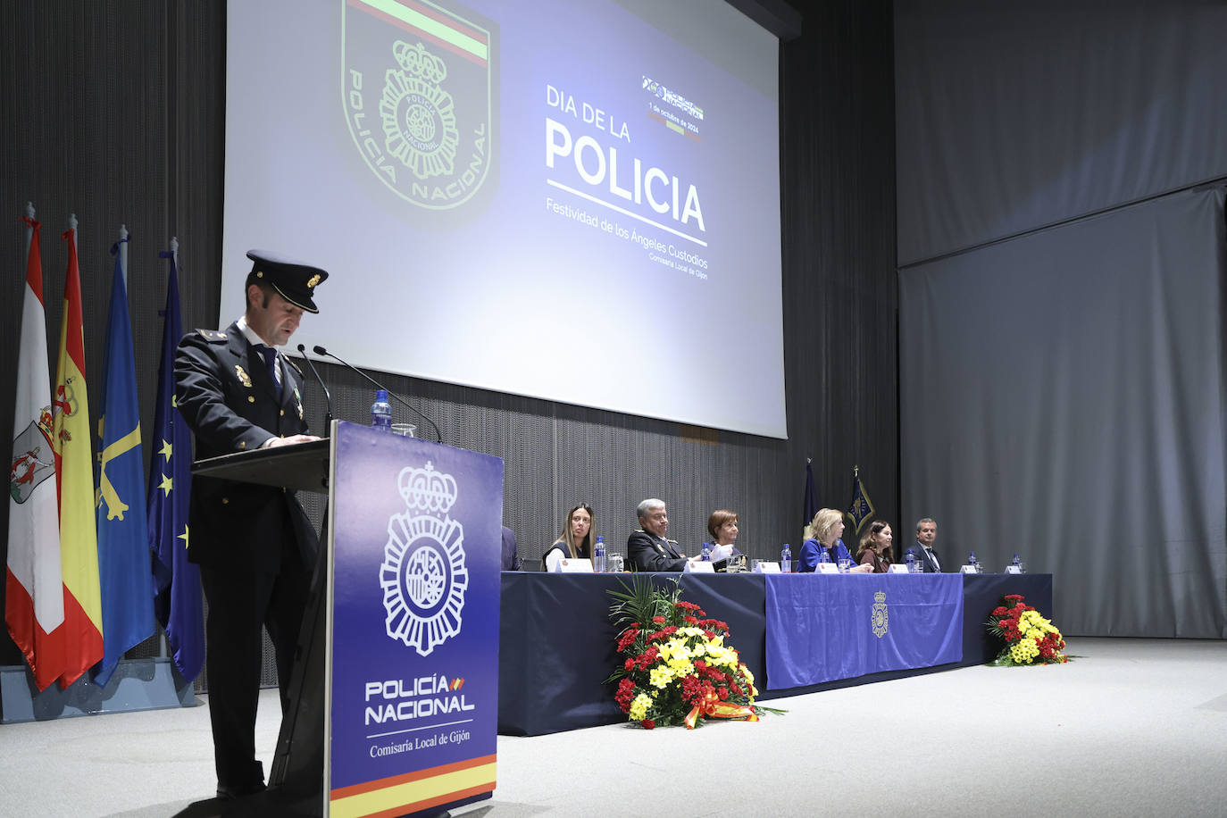 Honores y devoción en Gijón por los Santos Custodios