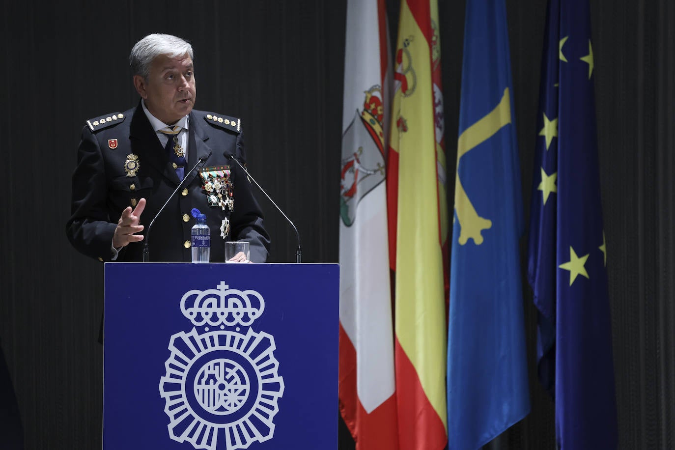 Honores y devoción en Gijón por los Santos Custodios