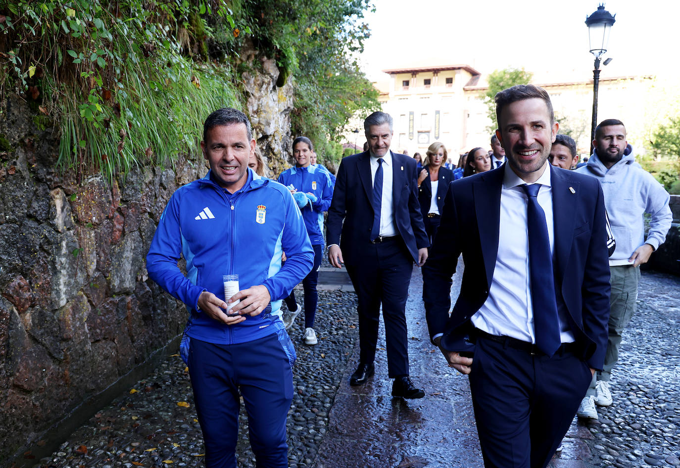 La Santina bendice al Real Oviedo, en imágenes