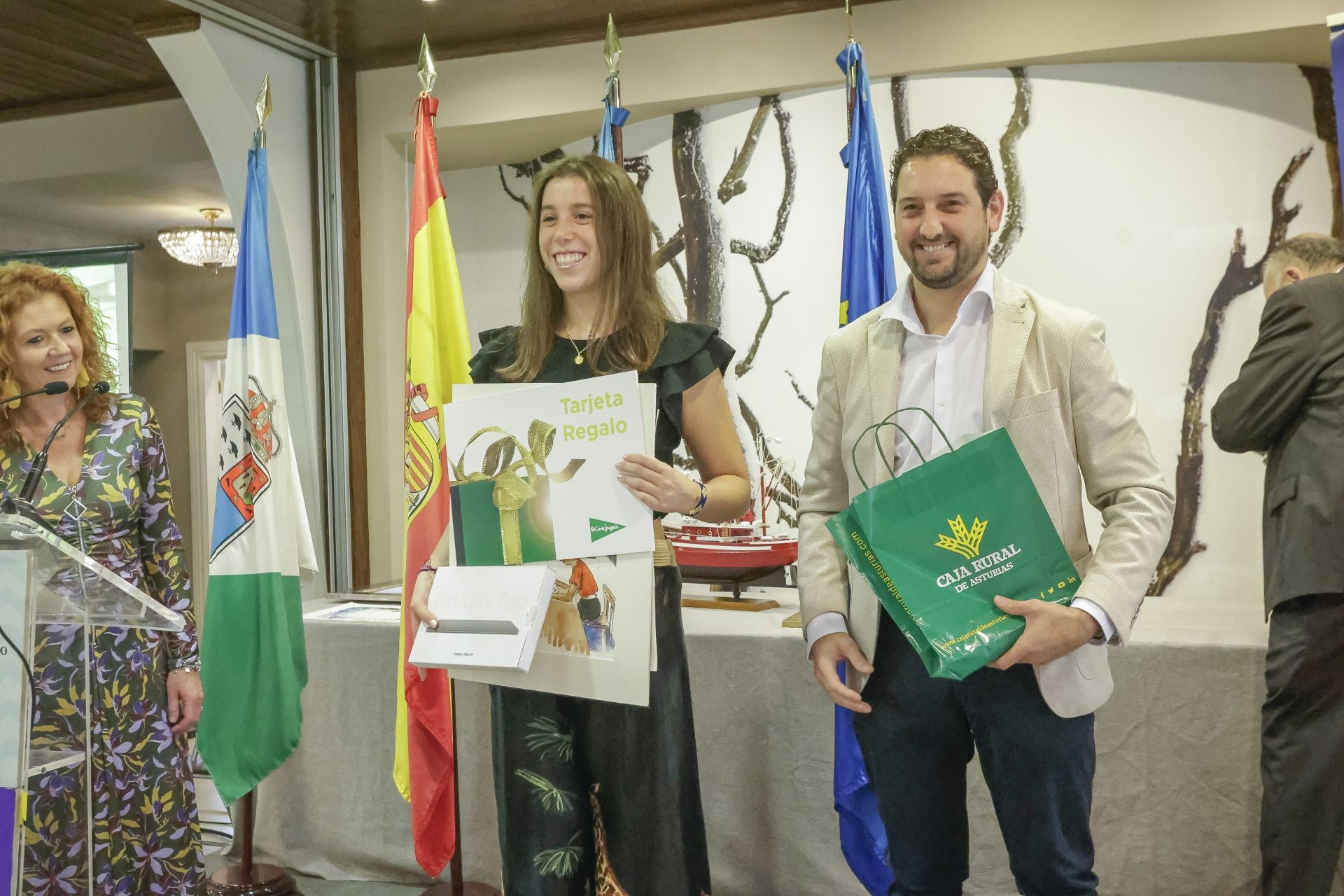 La asociación Amigos de Cudillero entrega sus premios