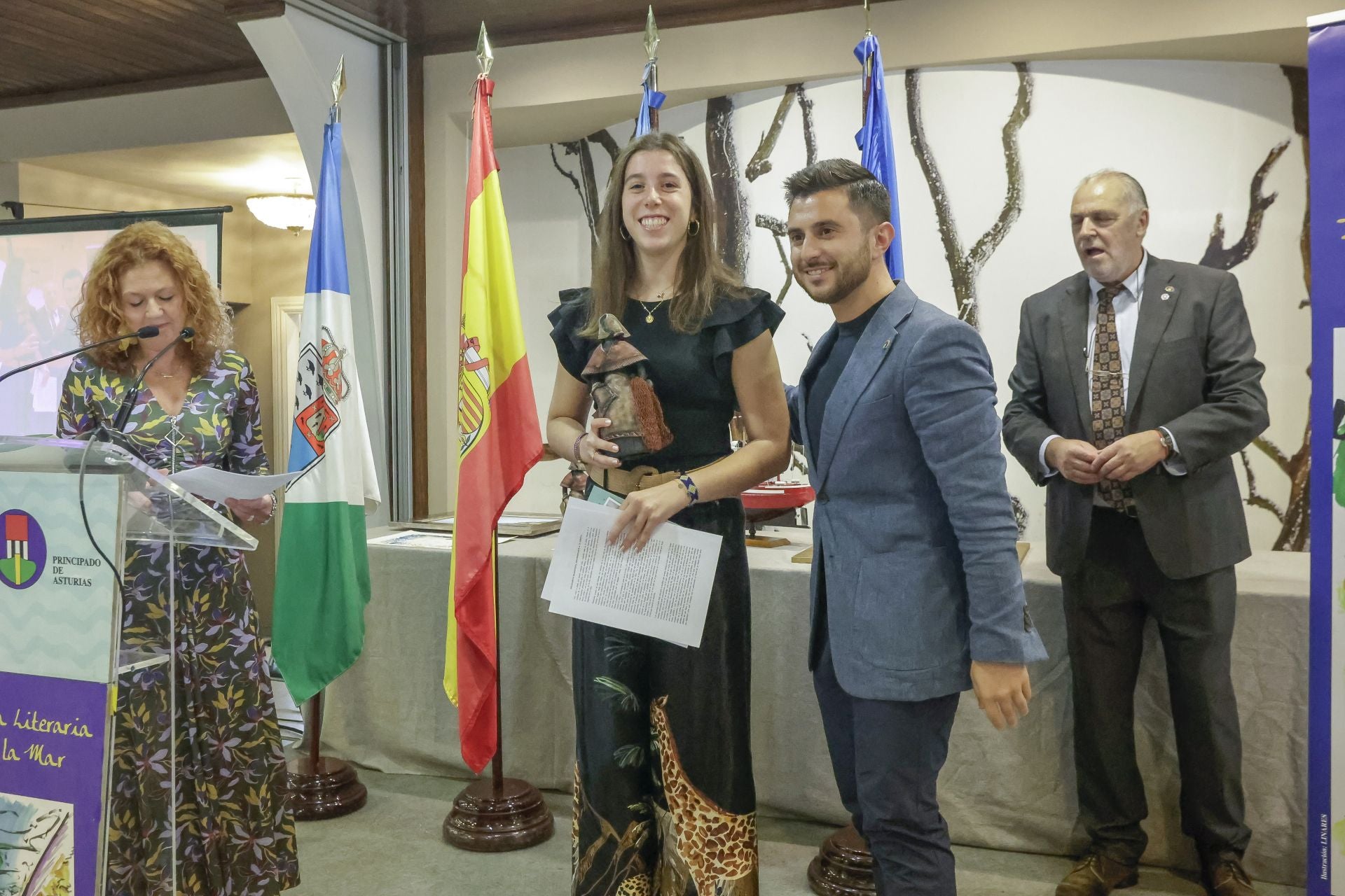 La asociación Amigos de Cudillero entrega sus premios
