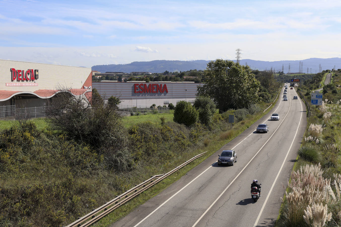 La carretera GJ-10 es la antigua AS-19 que unía Gijón con Avilés.