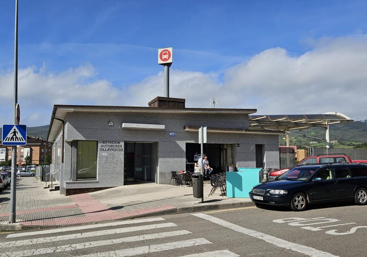 Estación de autobuses de Villaviciosa.