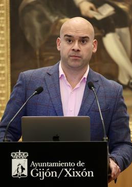 Imagen - Jesús Martínez Salvador explicando el presupuesto de su concejalía para 2025.
