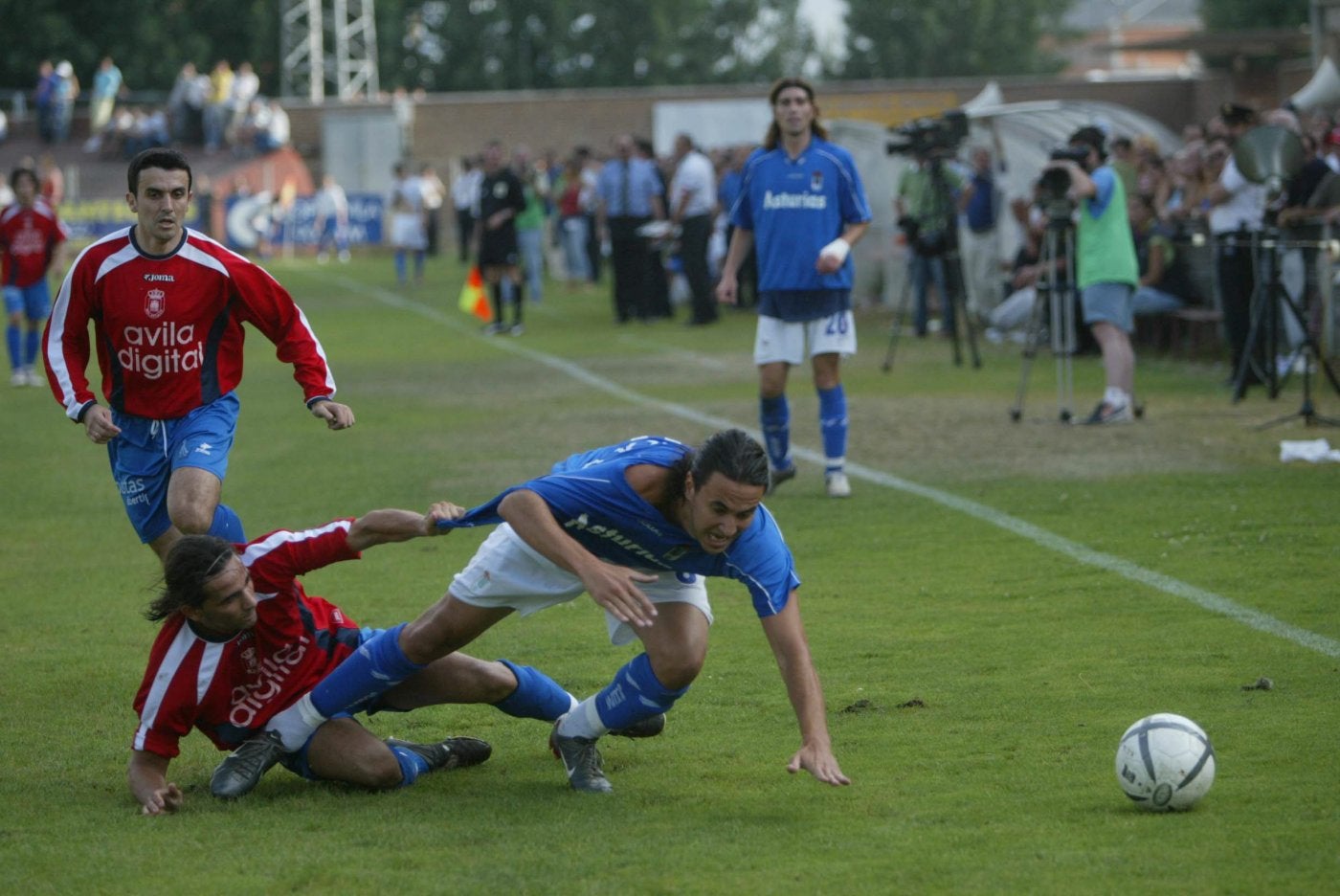 La Copa devuelve al Oviedo al 'play off' de la época de barro