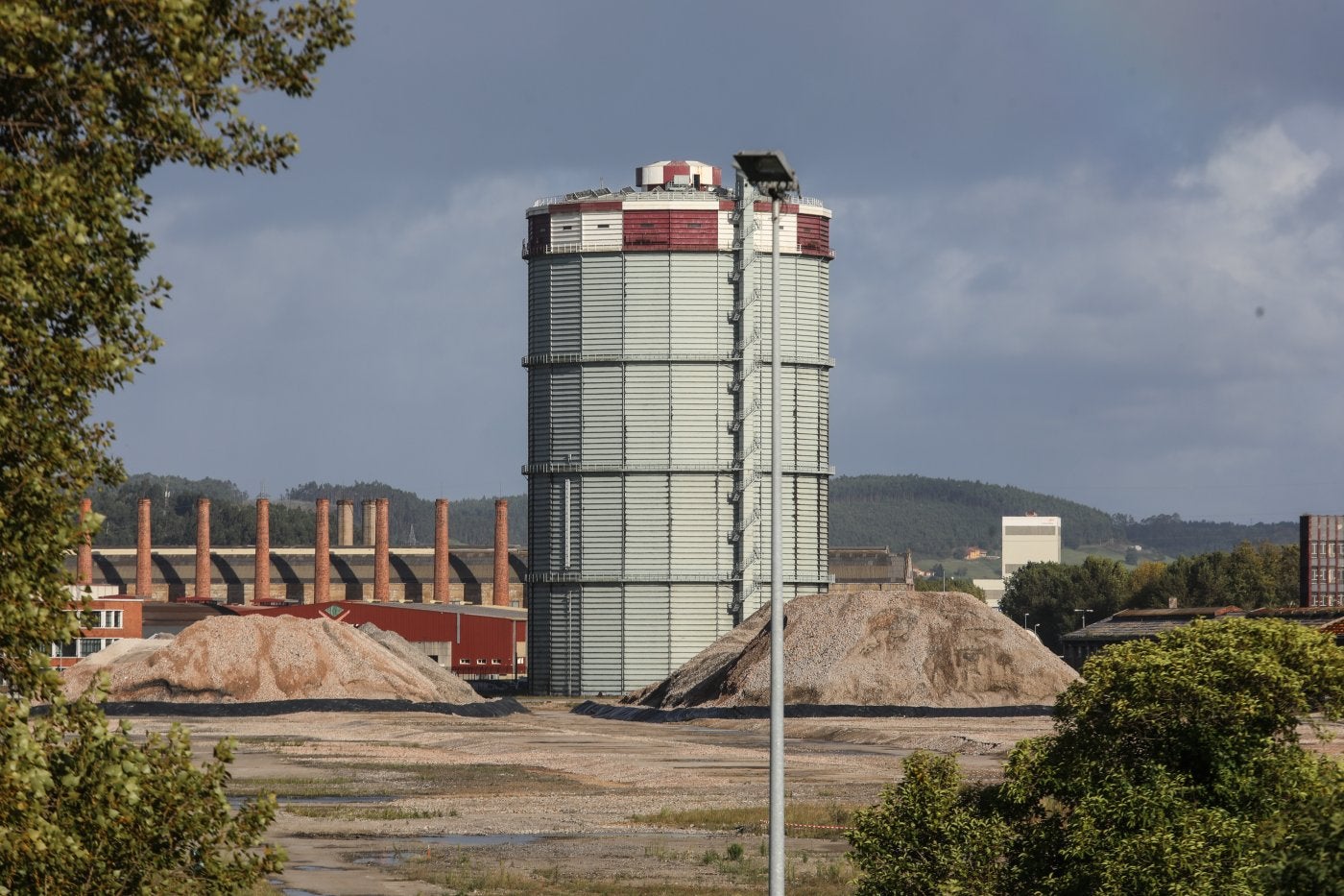 El gasómetro de baterías de cok será objeto de un concurso de ideas.