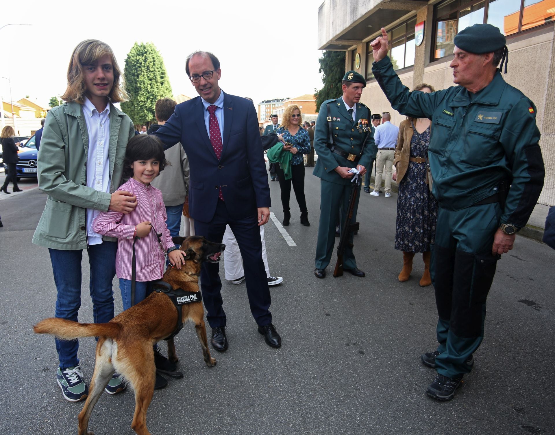 El Día del Pilar ensalza en Oviedo el «sacrificio y la entrega» de la Guardia Civil