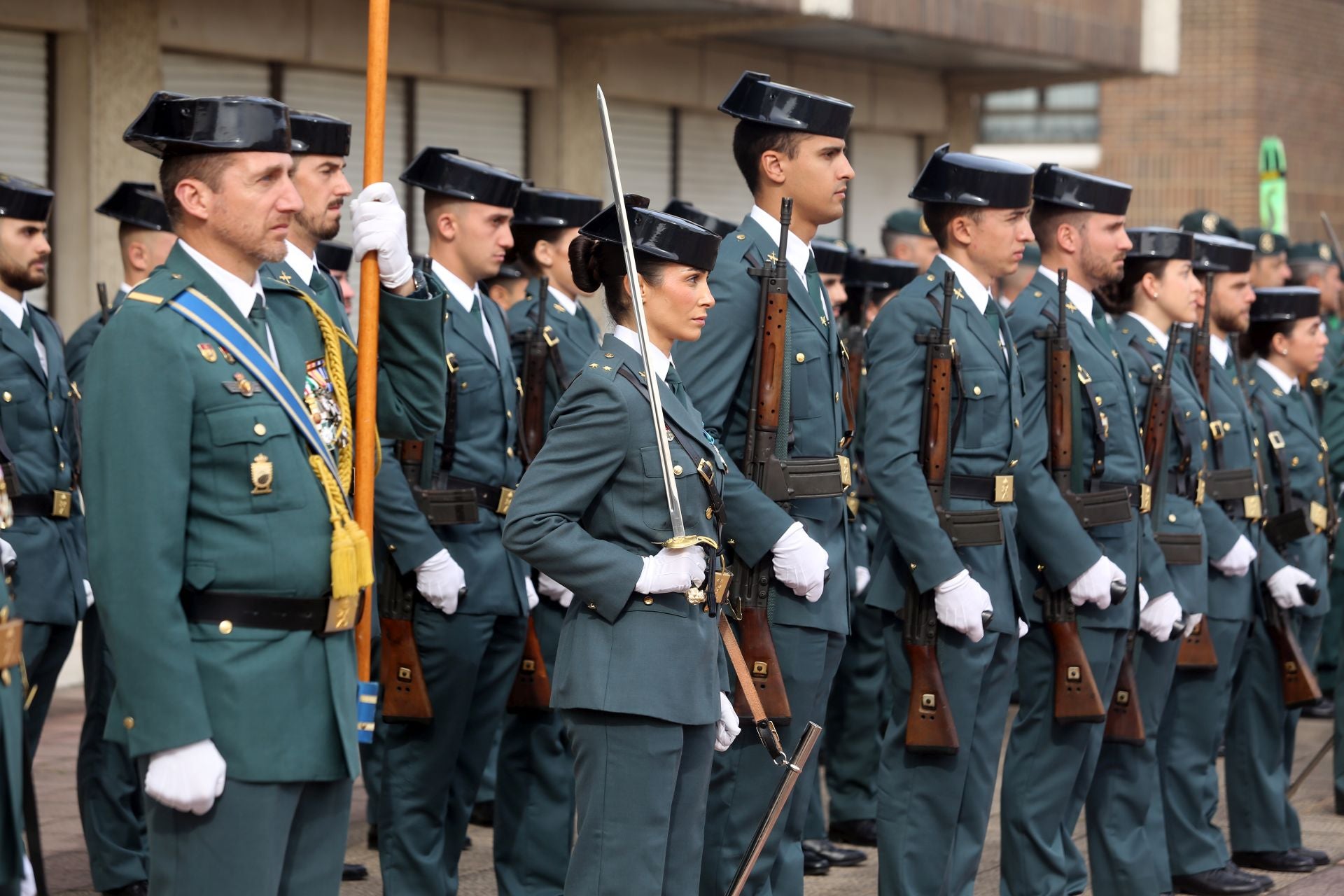 El Día del Pilar ensalza en Oviedo el «sacrificio y la entrega» de la Guardia Civil