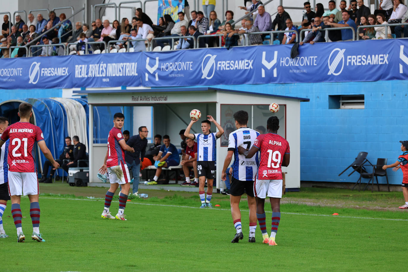 Las mejores imágenes del Real Avilés (2 - 0) Real Ávila