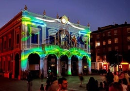 Videomapping sobre la minería, creado por Rob Loren, en el Ayuntamiento de Laviana.