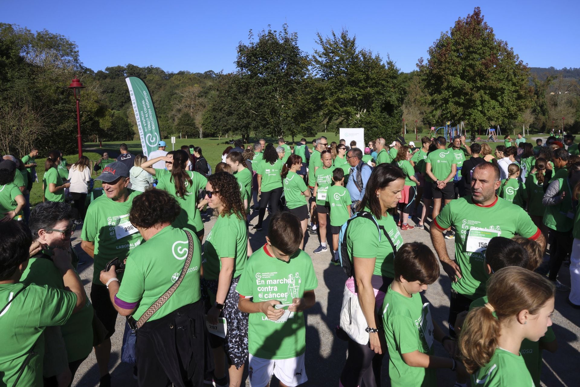 Marea en Villaviciosa por «más investigación» contra el cáncer