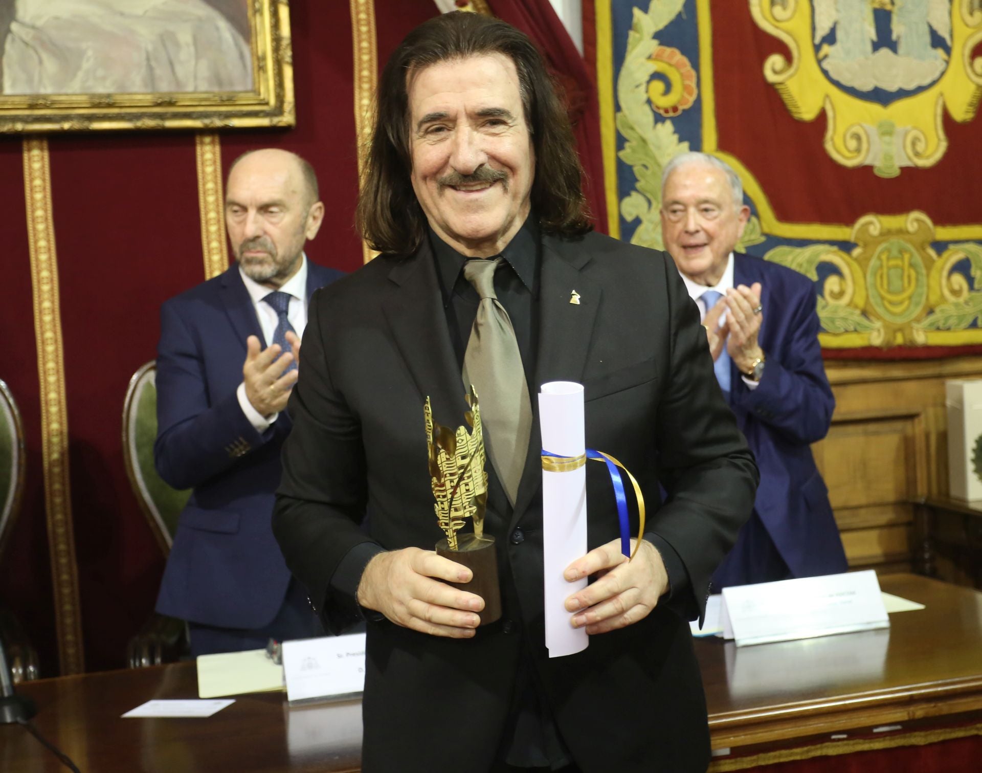 Maribel Verdú, Cayetano Martínez de Irujo o Luis Cobos, en los premios Asicom 2024