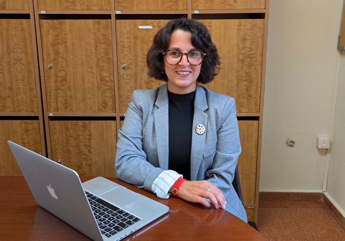 Tania Pasarín-Lavín, docente e investigadora en la Universidad de Oviedo, presenta su nuevo libro.