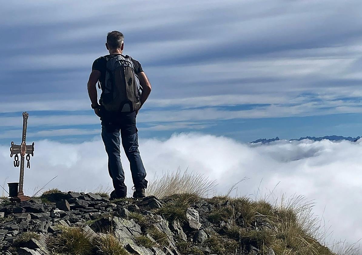 Cumbre del Estorbín de Valverde