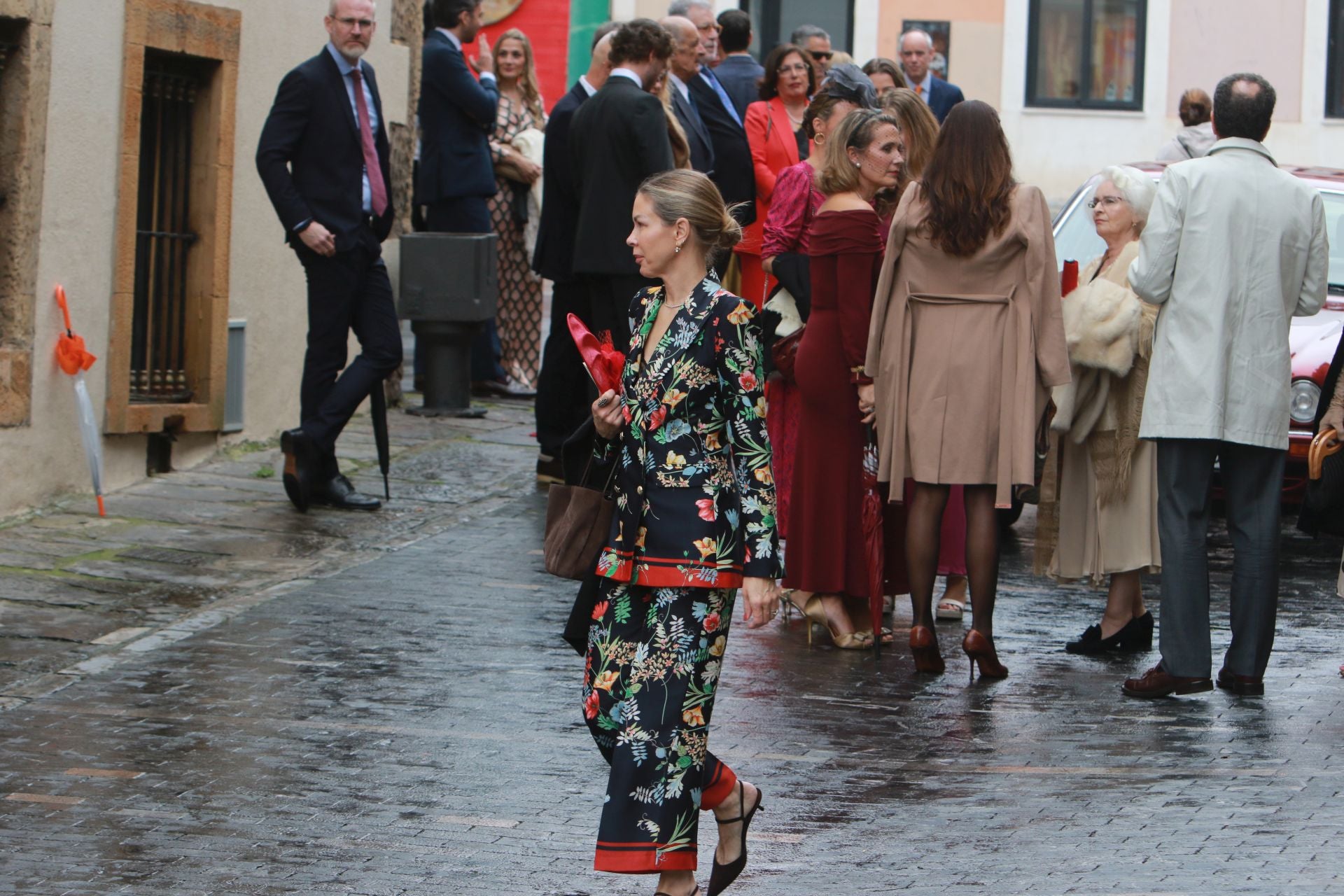 Derroche de estilo y elegancia en una boda con arraigo en Gijón