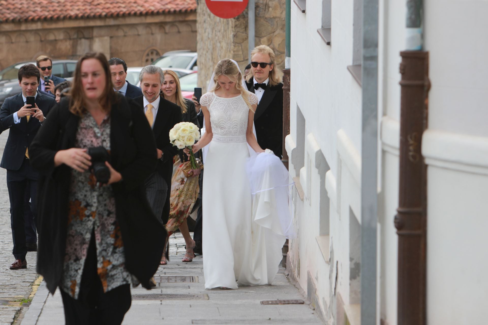 Derroche de estilo y elegancia en una boda con arraigo en Gijón