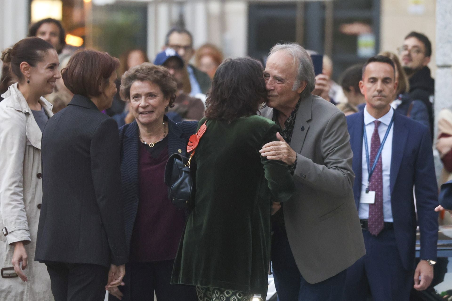 Los mejores momentos de la charla entre Joan Manuel Serrat e Iñaki Gabilondo en el Teatro Jovellanos