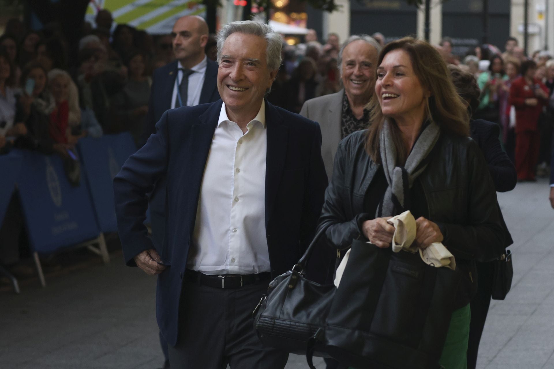 Los mejores momentos de la charla entre Joan Manuel Serrat e Iñaki Gabilondo en el Teatro Jovellanos