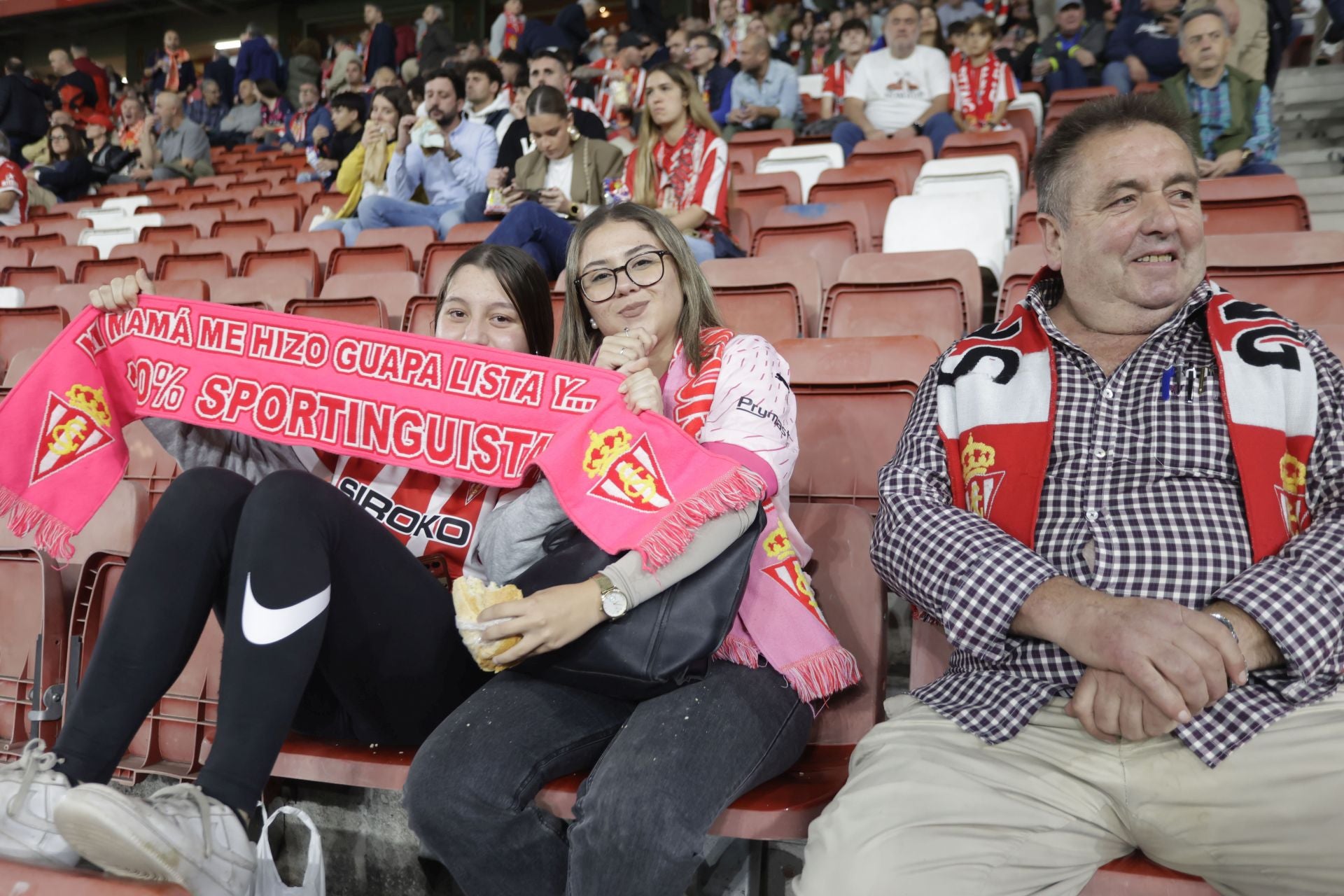 ¿Estuviste en el Sporting - Huesca? ¡Búscate!