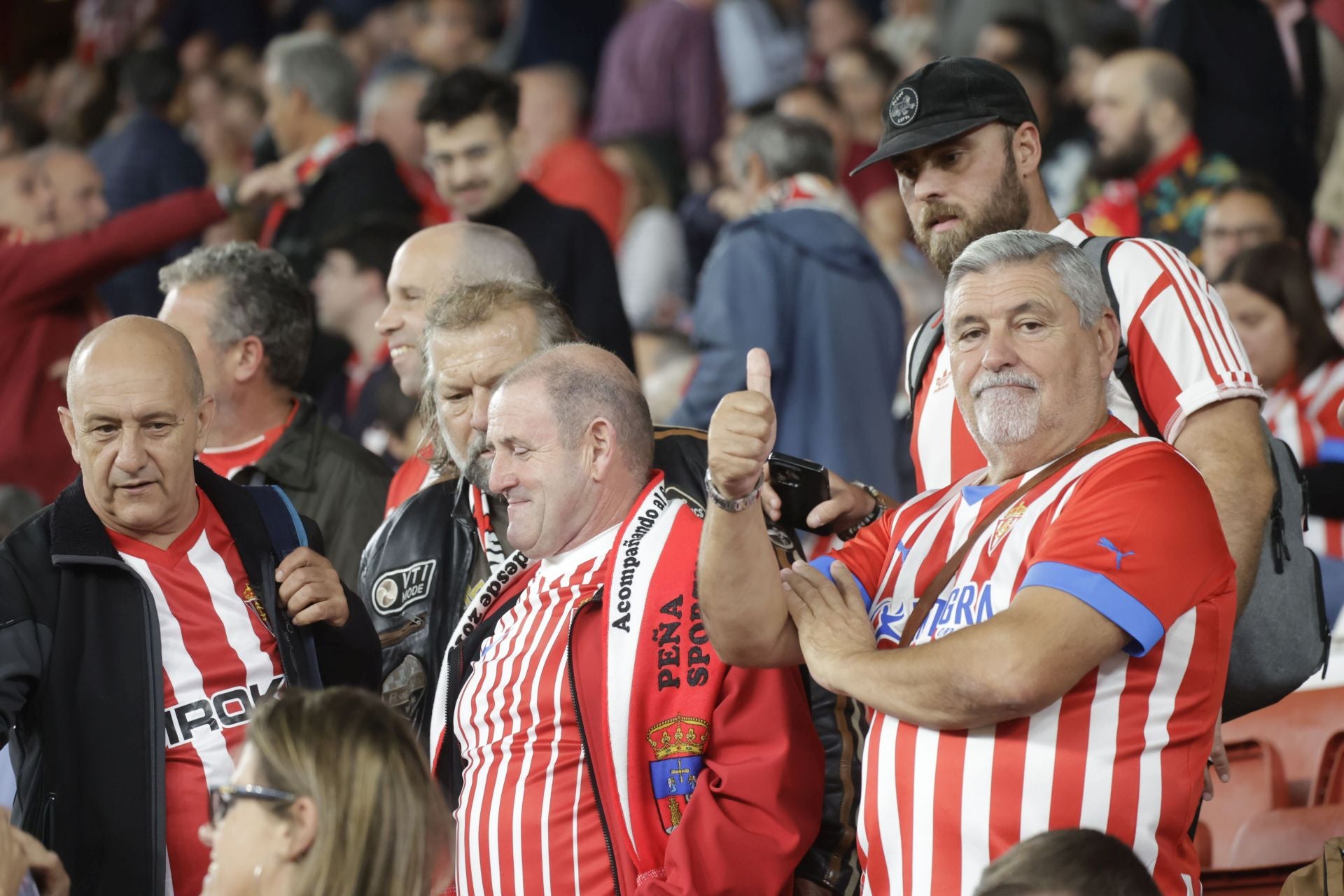 ¿Estuviste en el Sporting - Huesca? ¡Búscate!