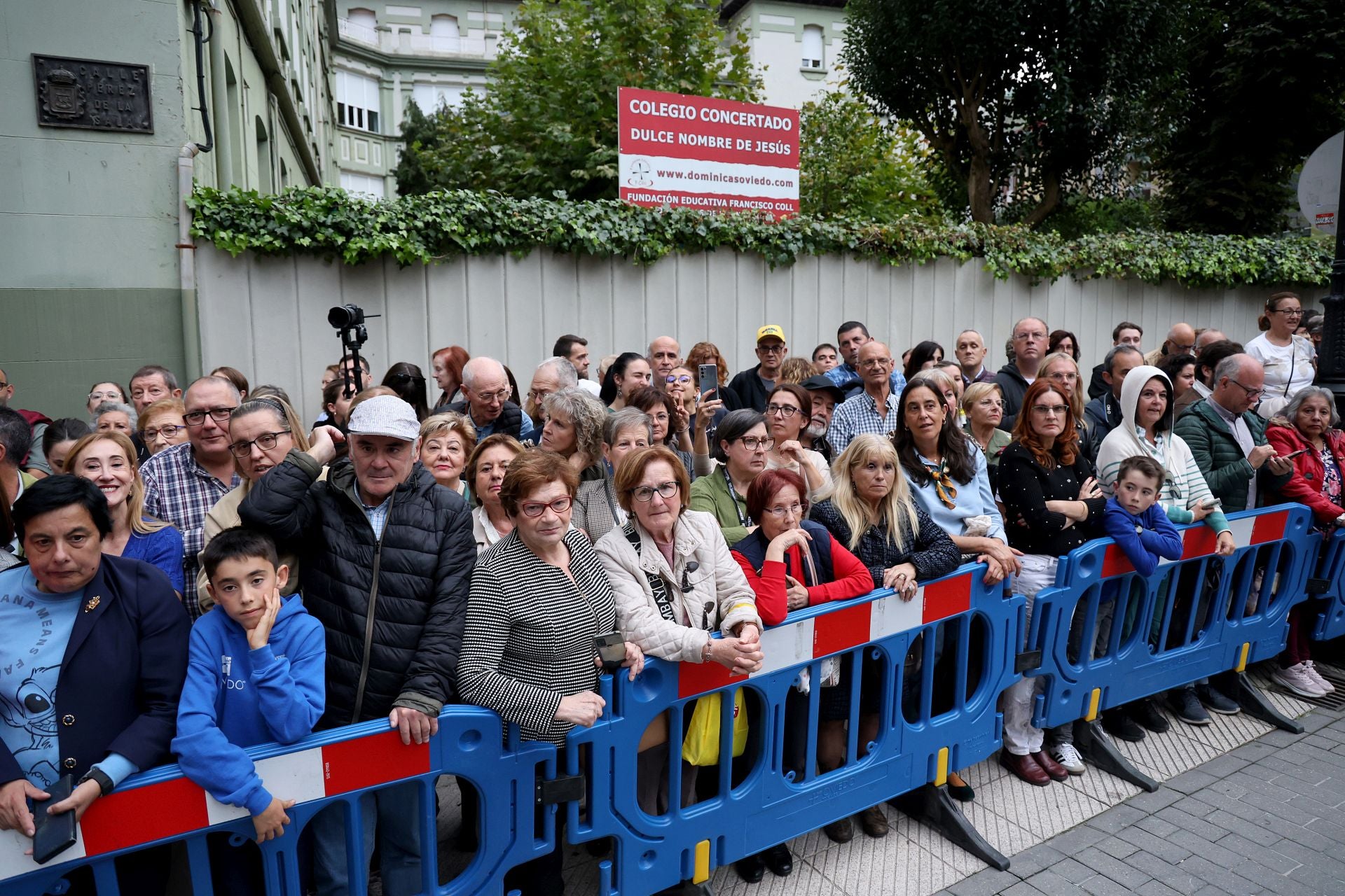 Elegancia y sobriedad entre los invitados al concierto previo a los Premios Princesa de Asturias