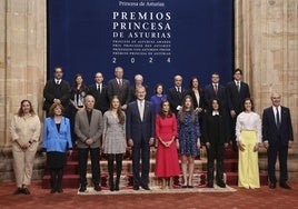 Recepción de la Familia Real a los Premios Princesa de Asturias.