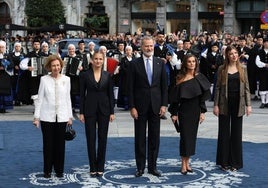 La Reina emérita, la Princesa Leonor, el Rey Felipe, la Reina Letizia y la Infanta Sofía.