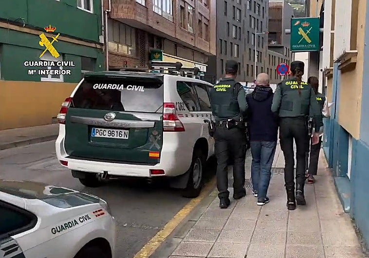 El momento de la detención del acusado.