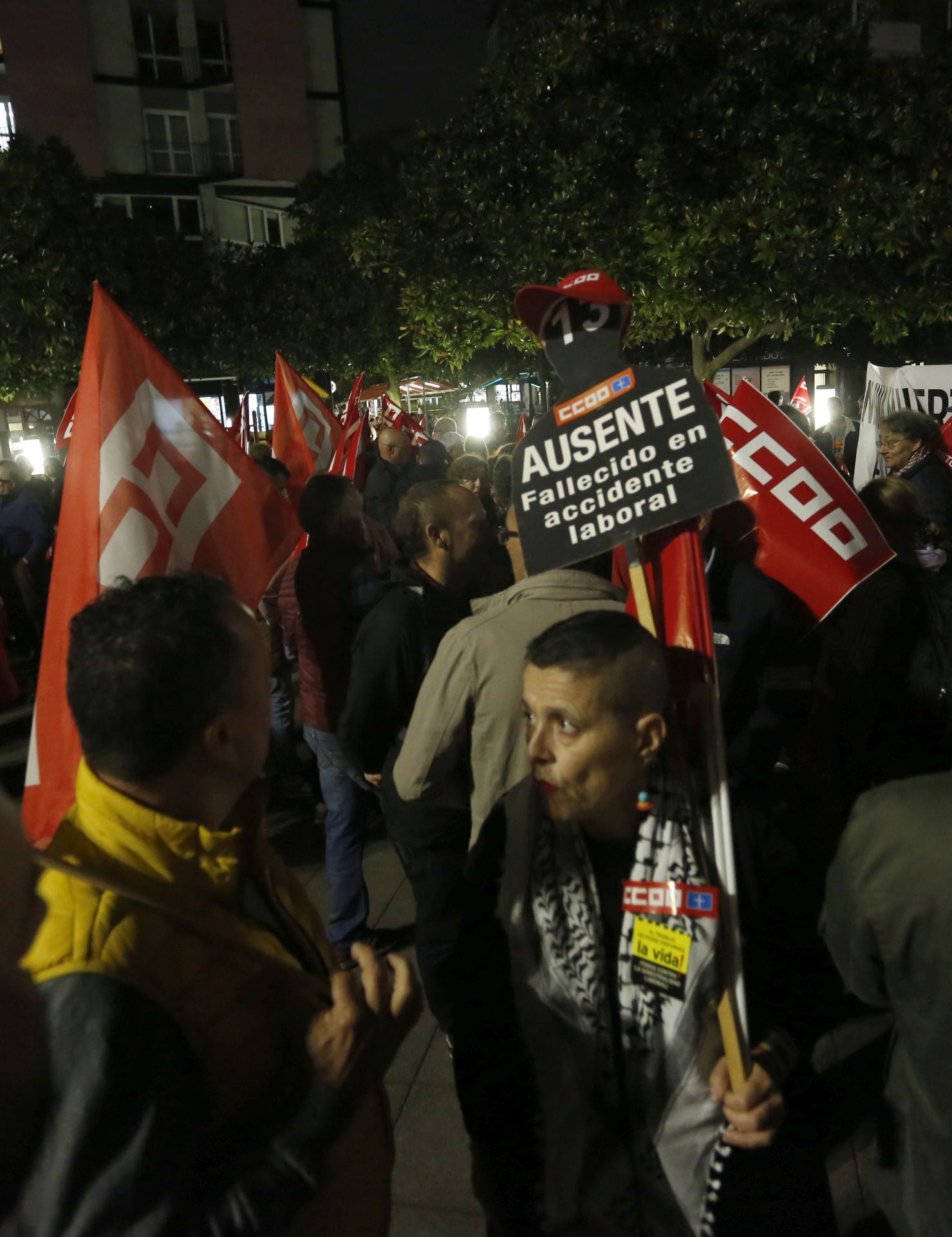 Las imágenes que deja la manifestación contra la siniestralidad laboral en Asturias