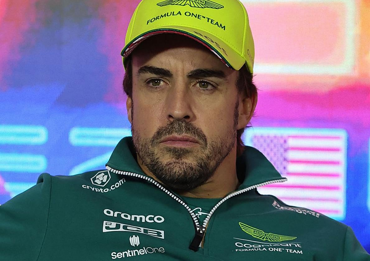 Fernando Alonso, piloto de la escudería Aston Martín, se perderá la jornada de hoy.