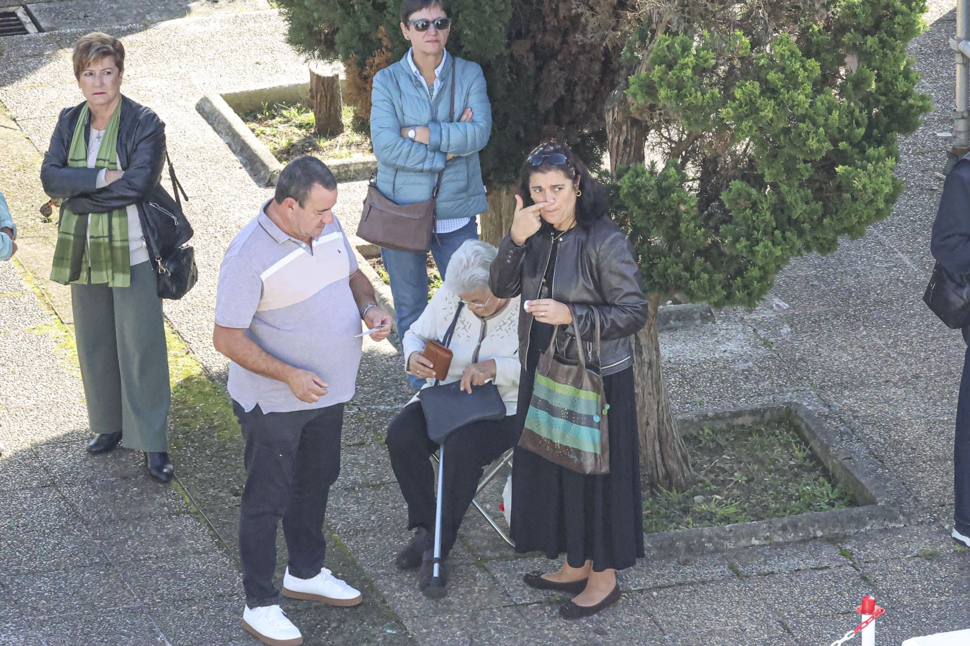 En fotos: Así ha sido la jornada de recuerdo en los cementerios asturianos