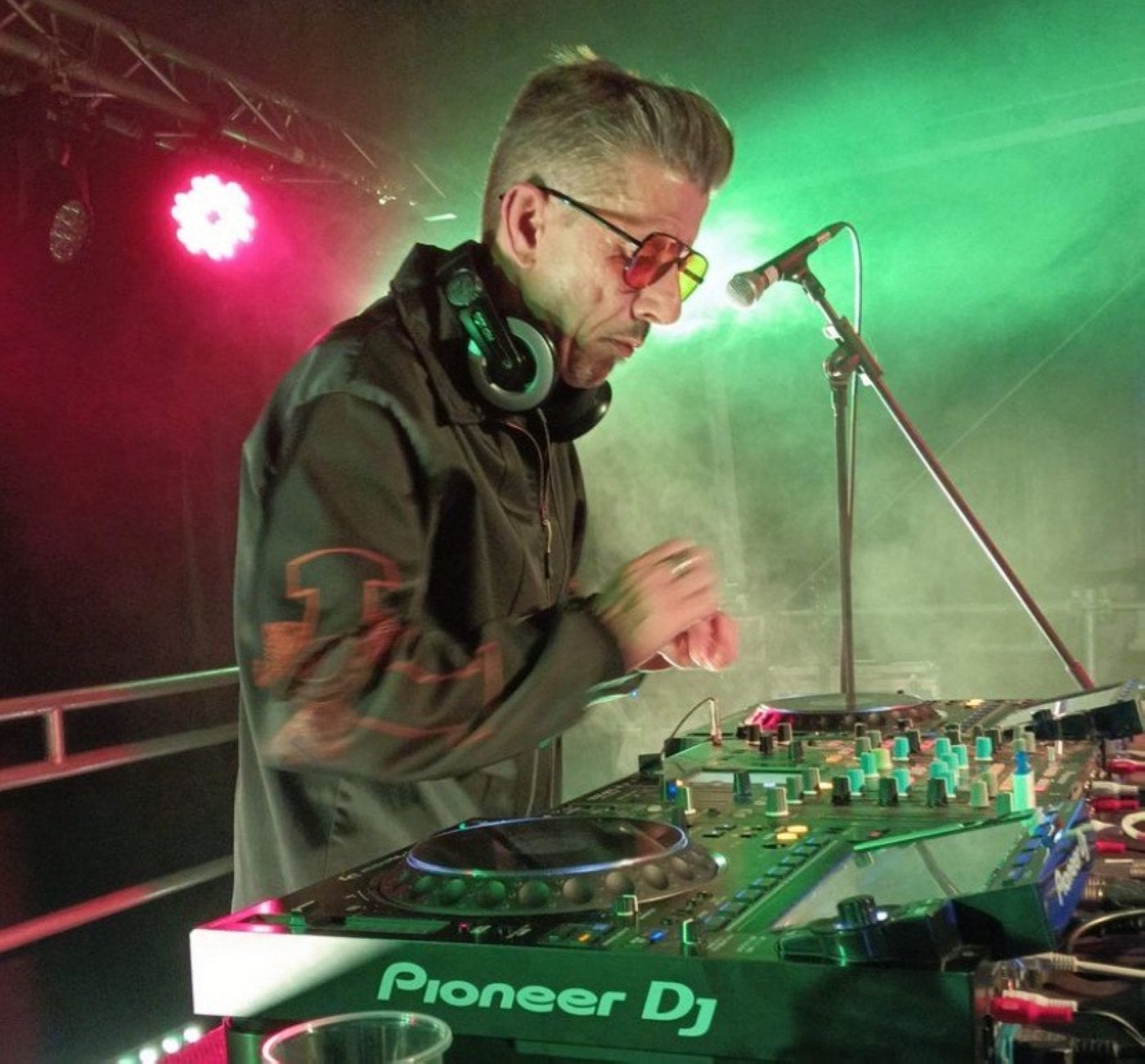 Eloy Malnero, hace dos semanas pinchando en Lugo.