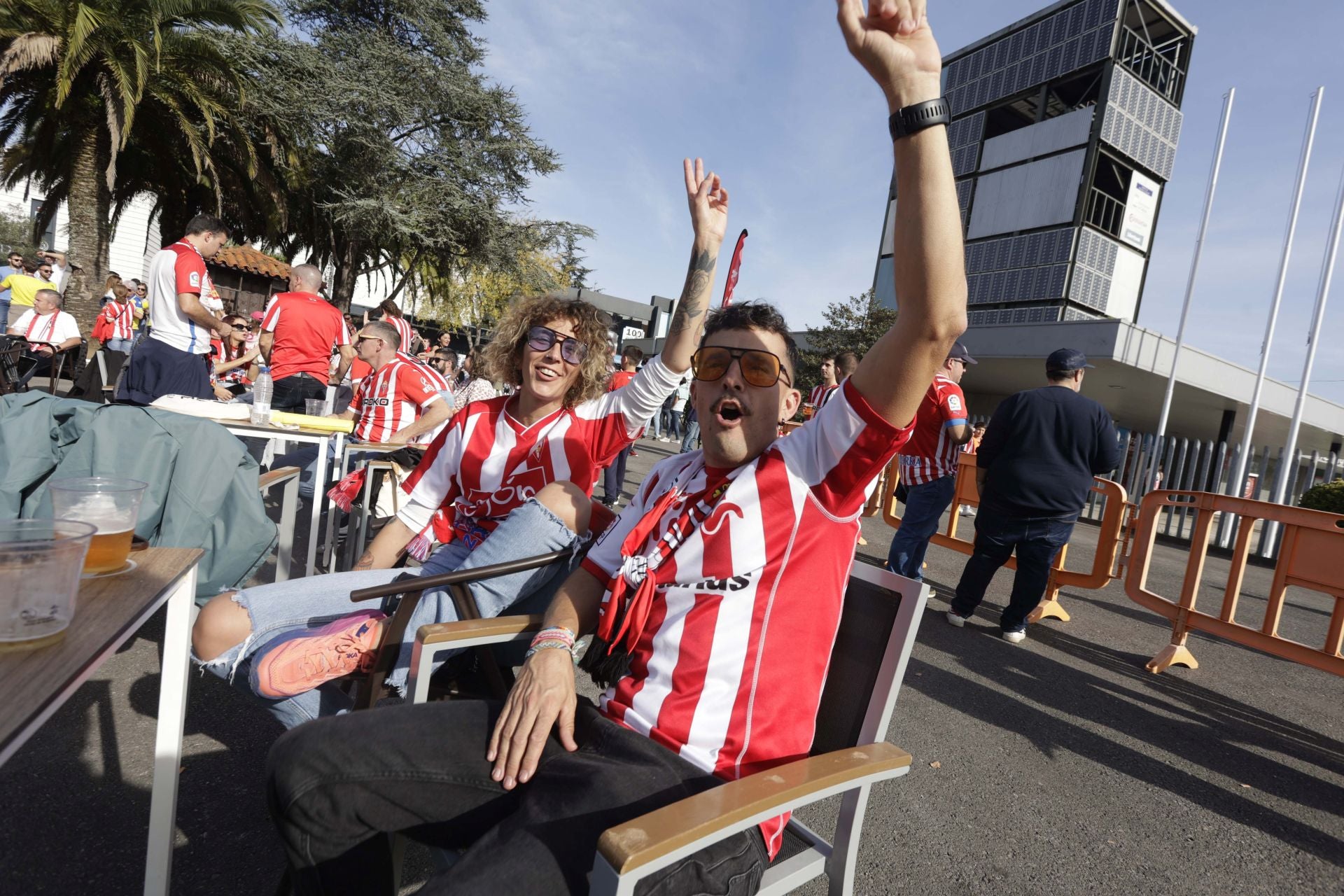 Fotos: ¿Estuviste en el Sporting - Cádiz en El Molinón? ¡Búscate!