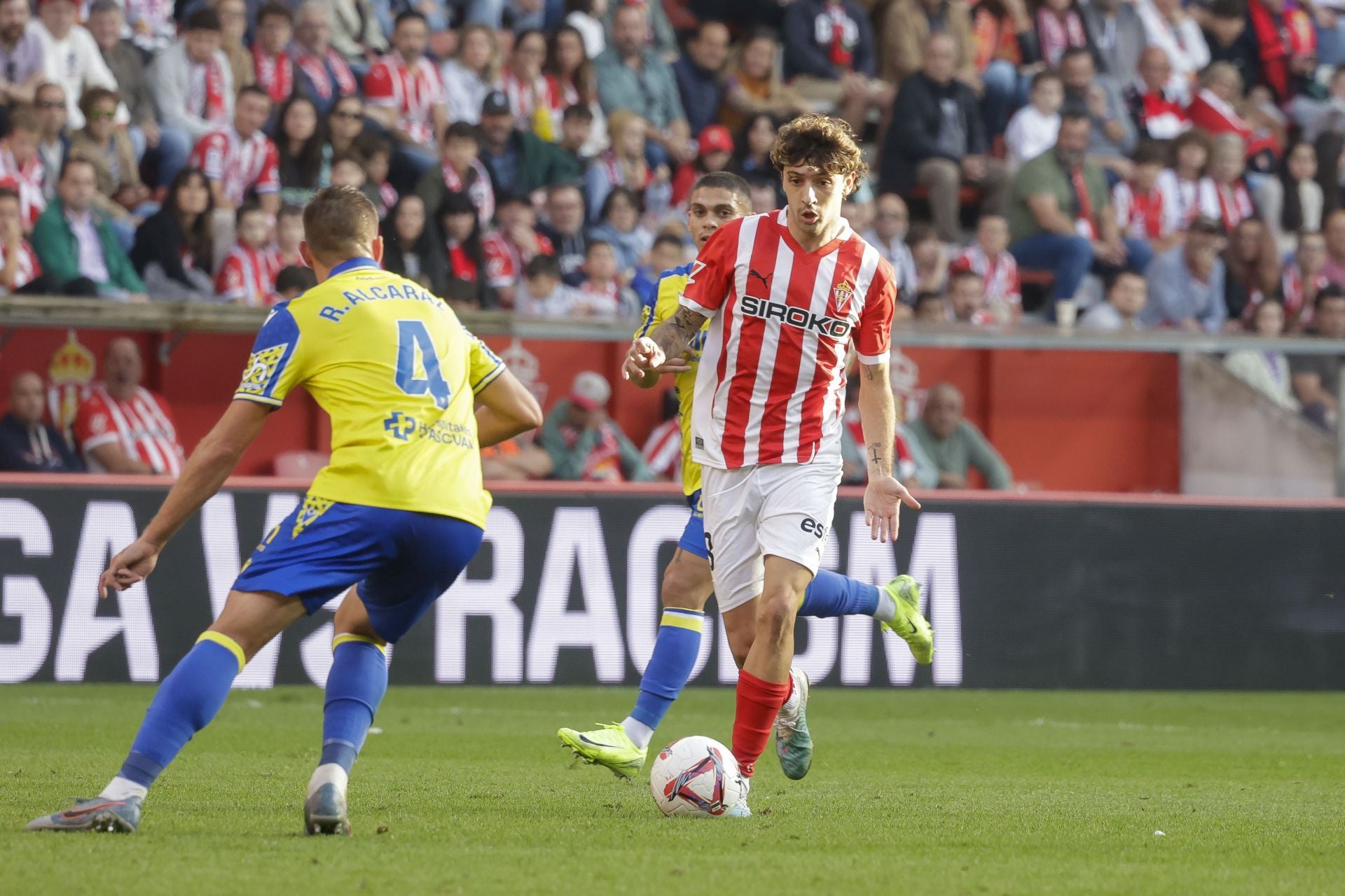 Fotos: Las mejores jugadas del Sporting de Gijón-Cádiz en El Molinón