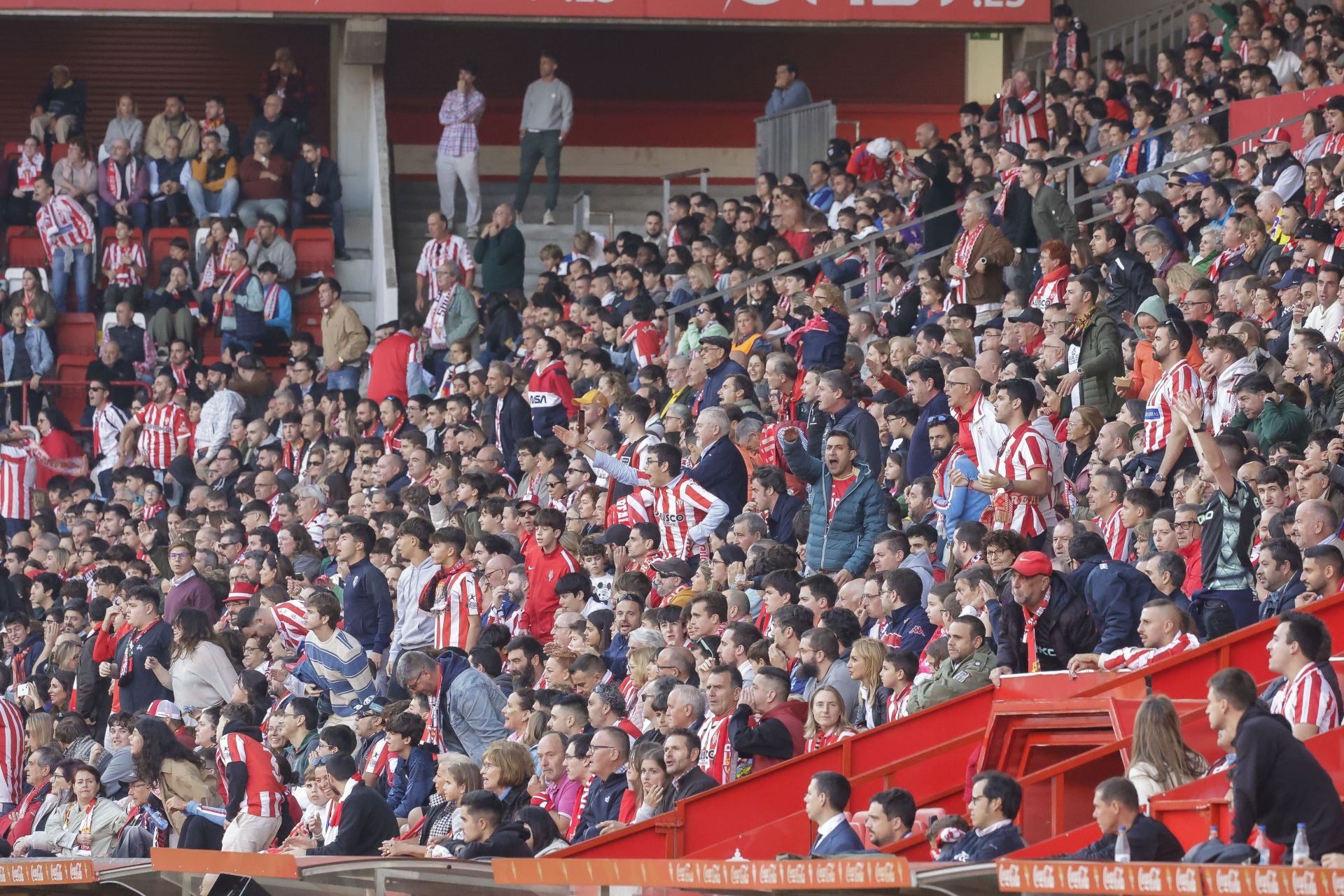 Fotos: Las mejores jugadas del Sporting de Gijón-Cádiz en El Molinón