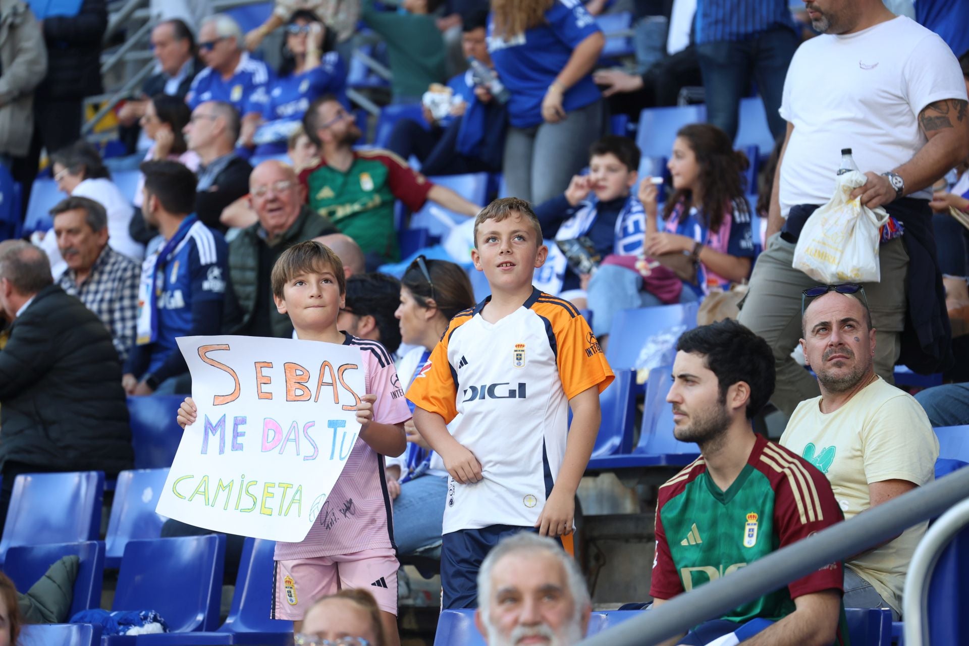 ¿Estuviste en el Real Oviedo-Burgos? ¡Búscate!