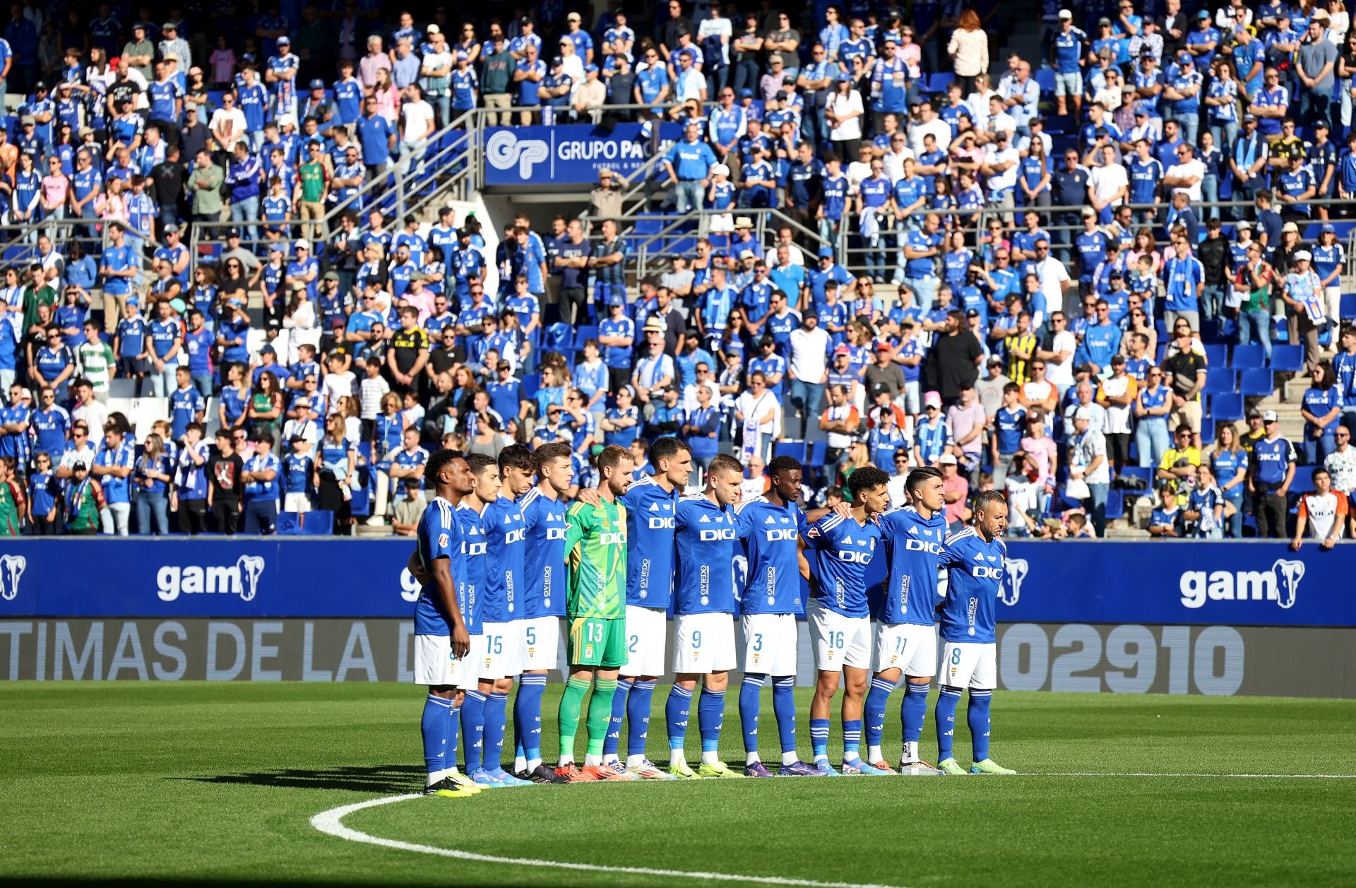 Fotos: Las jugadas del Real Oviedo-Burgos