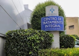 Acceso al centro de salud mental situado en el barrio gijonés de Montevil.