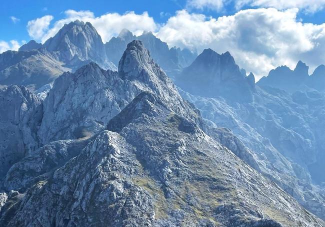 Visiones desde la cumbre del Cotalba