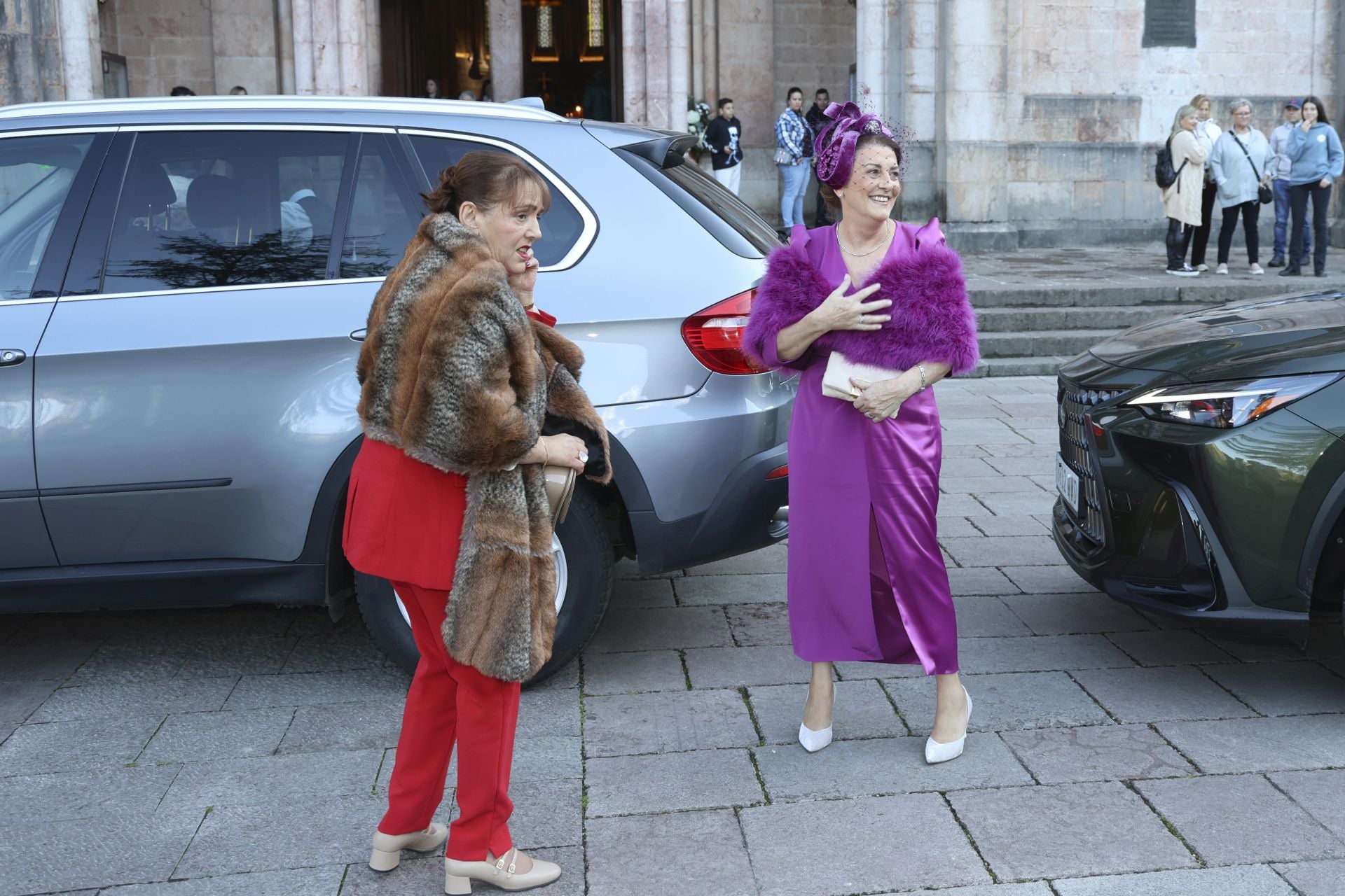 Boda de ensueño en Covadonga: Luz Cano y Alejandro Merino se casan en el Santuario