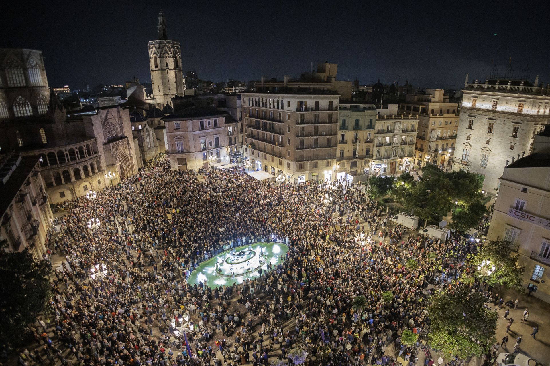 Así ha sido la multitudinaria manifestación en Valencia contra Carlos Mazón