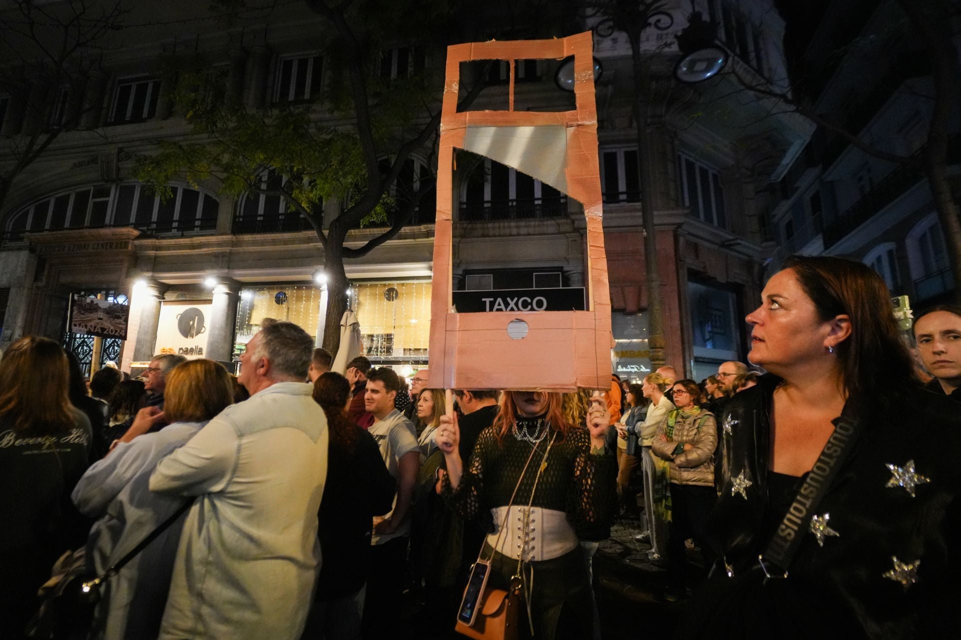 Así ha sido la multitudinaria manifestación en Valencia contra Carlos Mazón