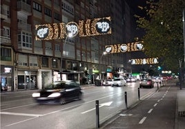 Prueba de luces navideñas en la avenida Castilla, en el barrio de La Arena.